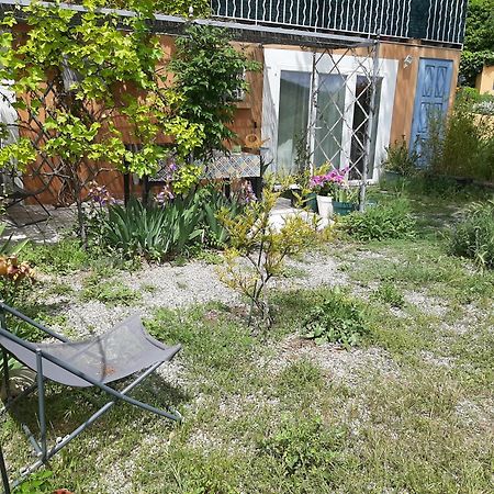 アプトT.Belle Vue Panoramique Au Coeur Du Luberon 40M2 + Pergola . Jardin. Pアパートメント エクステリア 写真